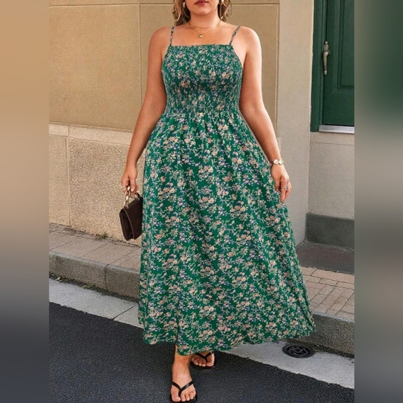 Dresses & Skirts - New Boho Floral Maxi Cami Dress PLUS Green